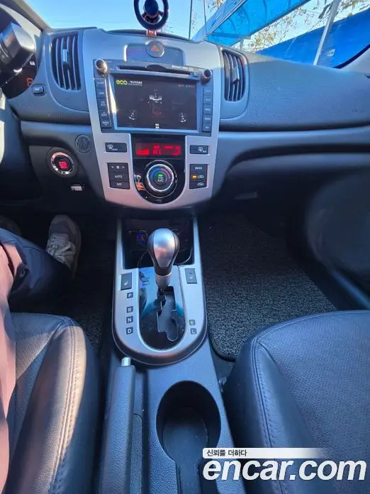 Kia Porte 2011 1.6 АКПП, фото 6