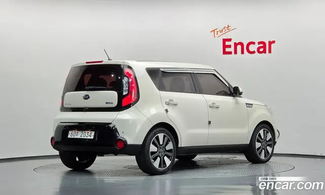 Kia Soul 2015 1.6 АКПП, миниатюра 2 Kia Soul 2015 1.6 АКПП, миниатюра 2