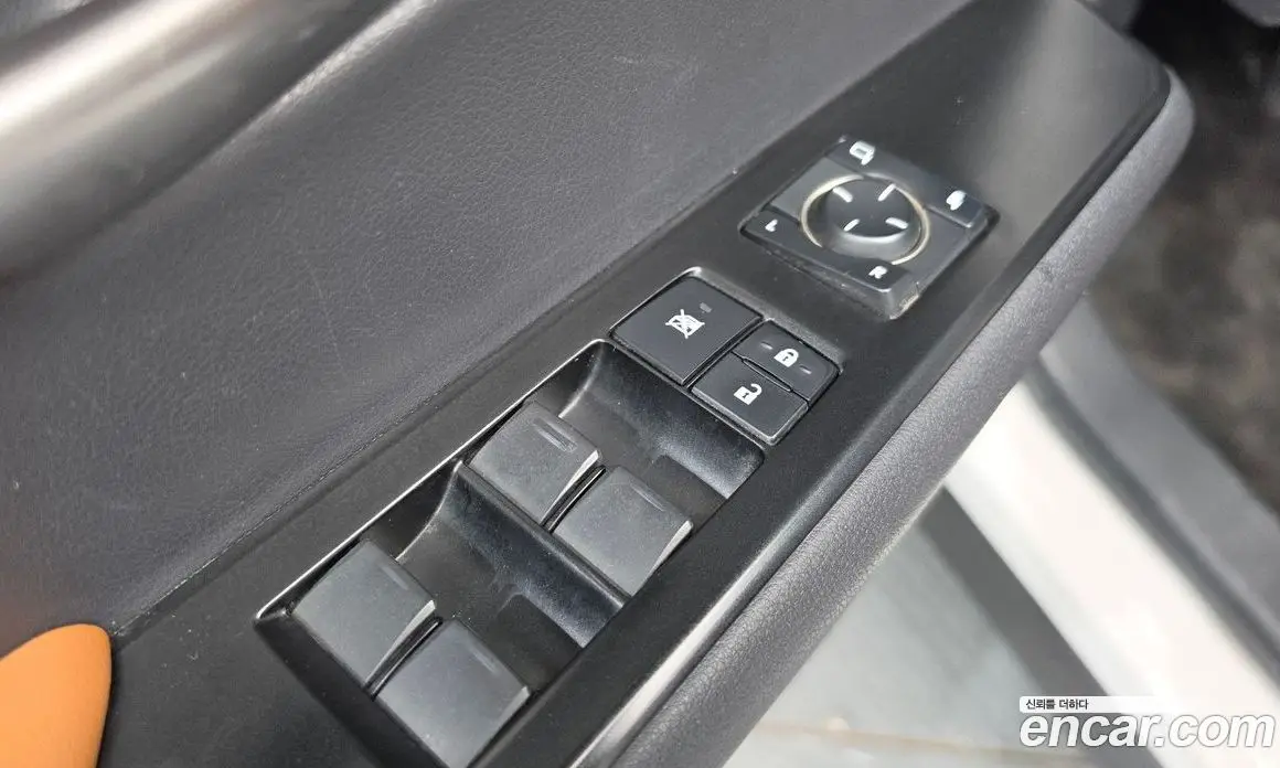 Lexus UX 2019 2.0 АКПП, фото 20 Lexus UX 2019 2.0 АКПП, фото 20
