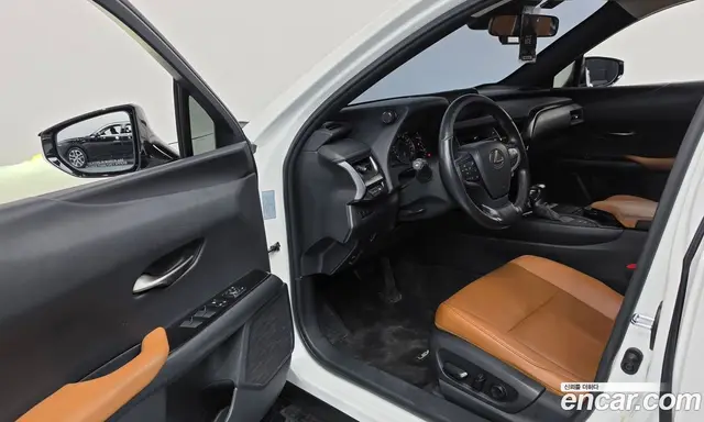 Lexus UX 2019 2.0 АКПП, миниатюра 10 Lexus UX 2019 2.0 АКПП, миниатюра 10