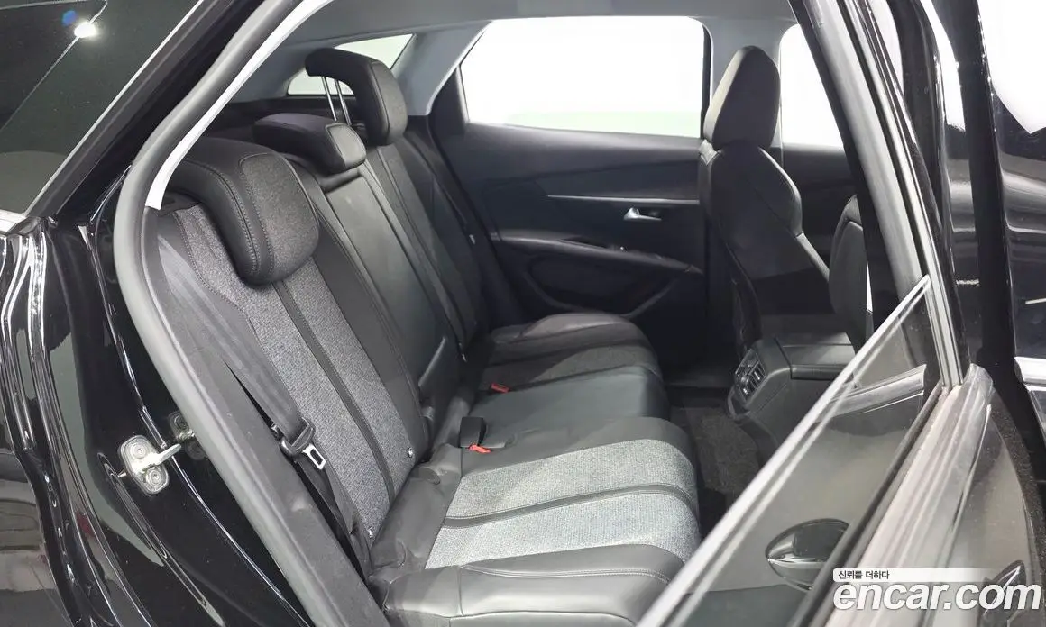 Peugeot 3008 2019 1.5 АКПП, фото 17