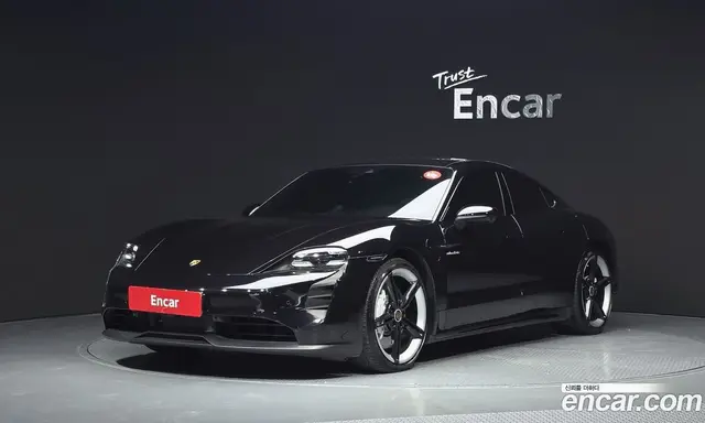 Porsche Taycan, 2021, 34 325 км
