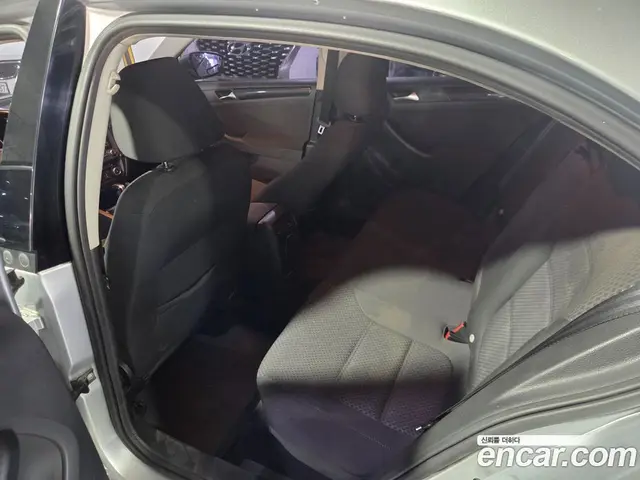 Volkswagen Jetta 2011 2.0 АКПП, миниатюра 7
