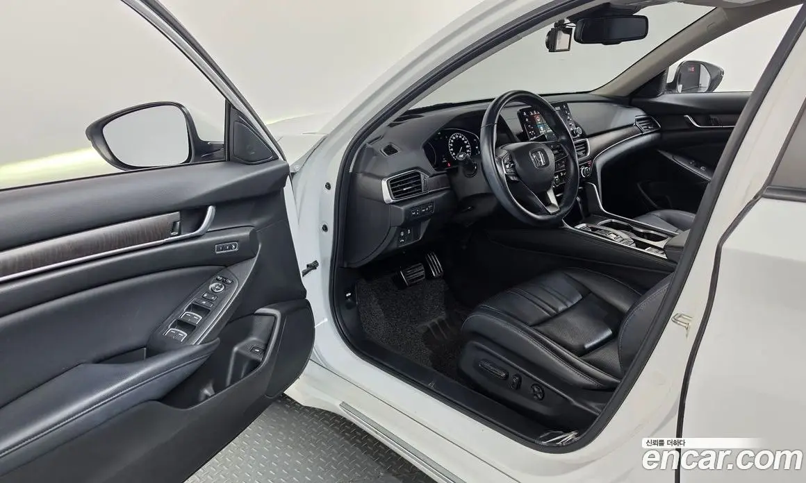 Honda Accord 2018 2.0 АКПП, фото 13