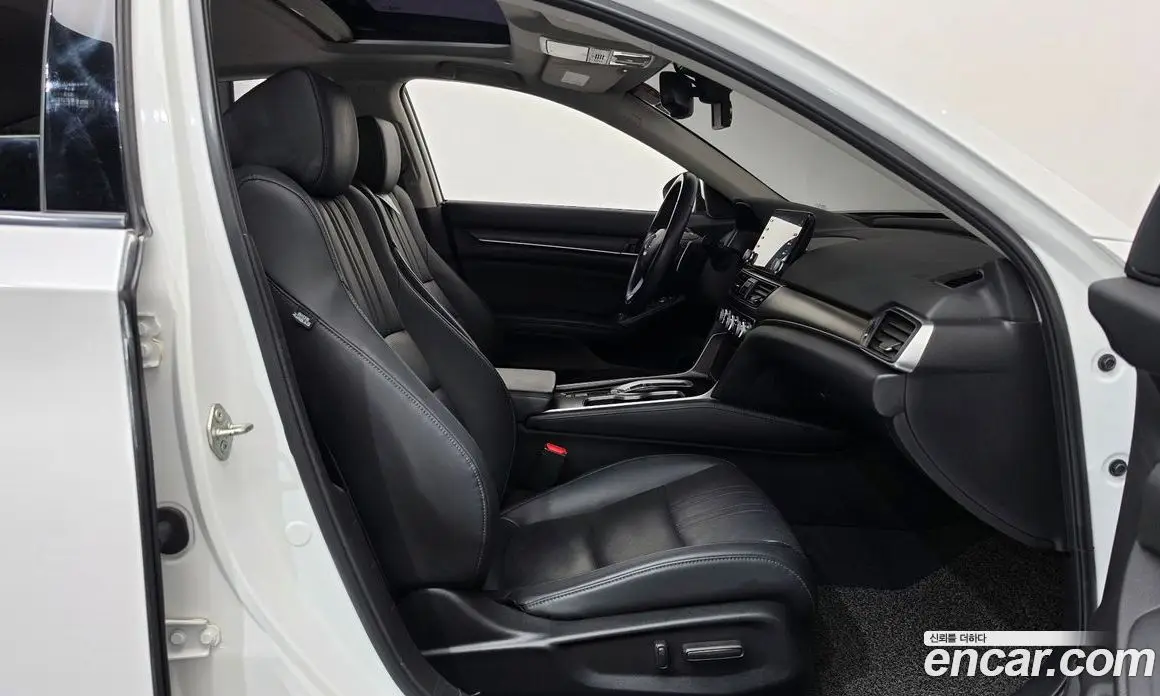 Honda Accord 2018 2.0 АКПП, фото 16