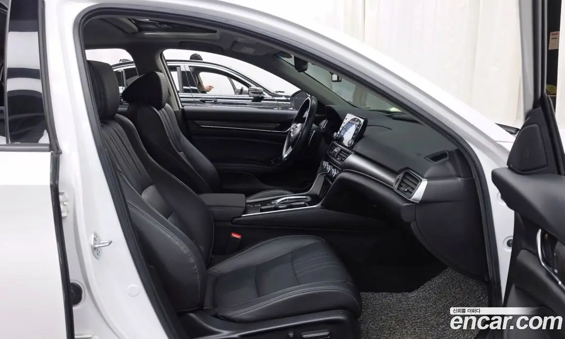 Honda Accord 2021 2.0 АКПП, фото 17