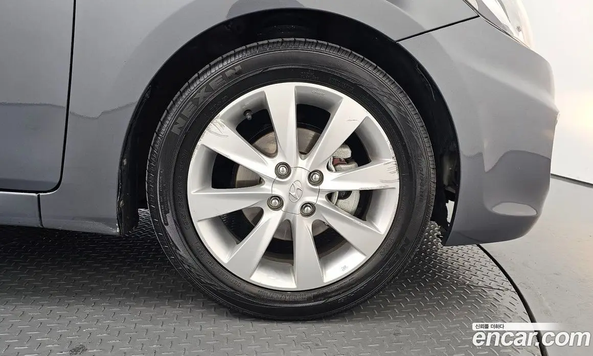 Hyundai Accent 2012 1.6 МКПП, фото 7