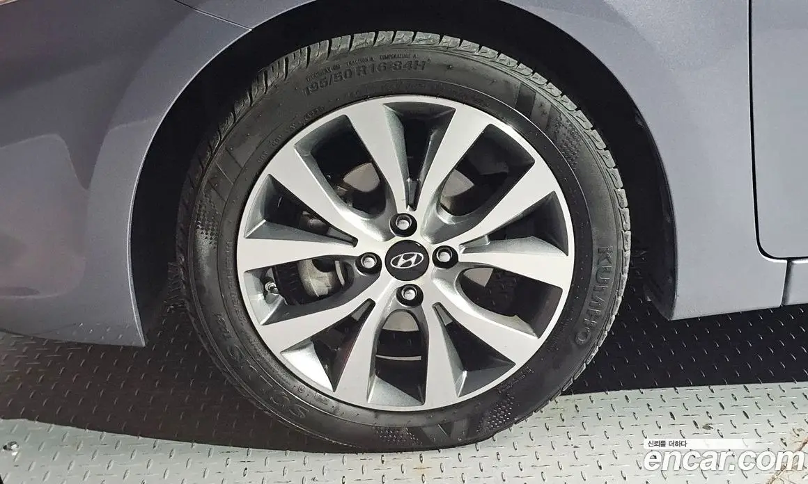 Hyundai Accent 2015 1.6 АКПП, фото 5 Hyundai Accent 2015 1.6 АКПП, фото 5