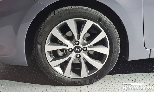 Hyundai Accent 2015 1.6 АКПП, миниатюра 5 Hyundai Accent 2015 1.6 АКПП, миниатюра 5