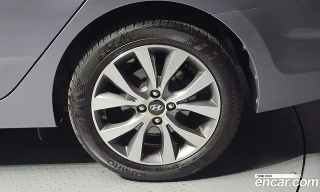 Hyundai Accent 2015 1.6 АКПП, миниатюра 7 Hyundai Accent 2015 1.6 АКПП, миниатюра 7