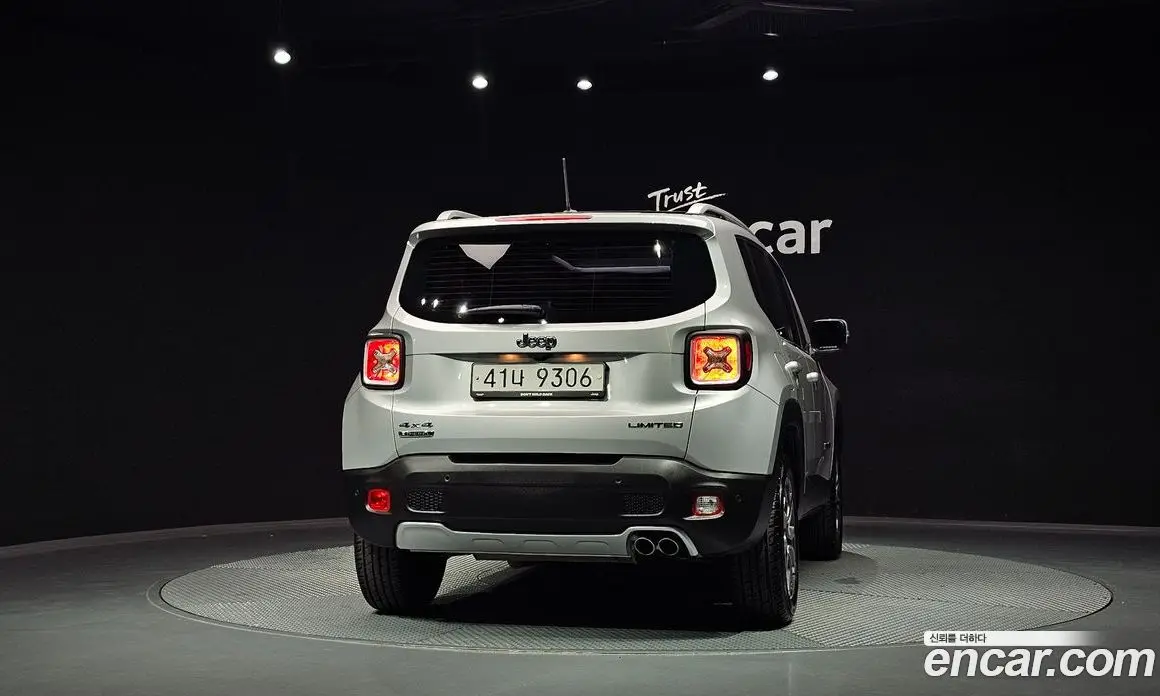 Jeep Renegade 2017 2.0 АКПП, фото 4