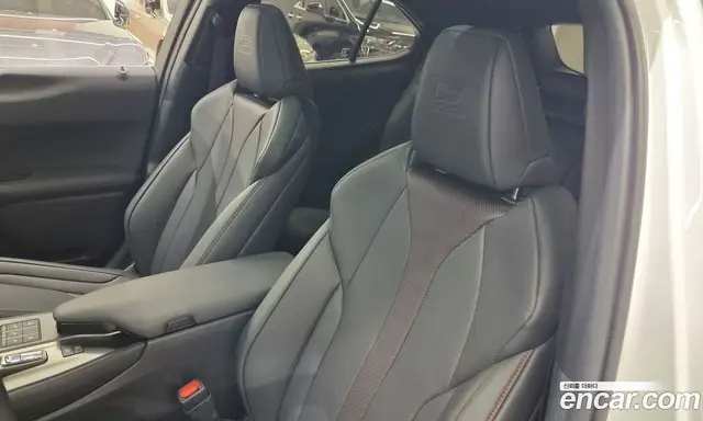 Lexus UX 2025 2.0 вариатор, миниатюра 12