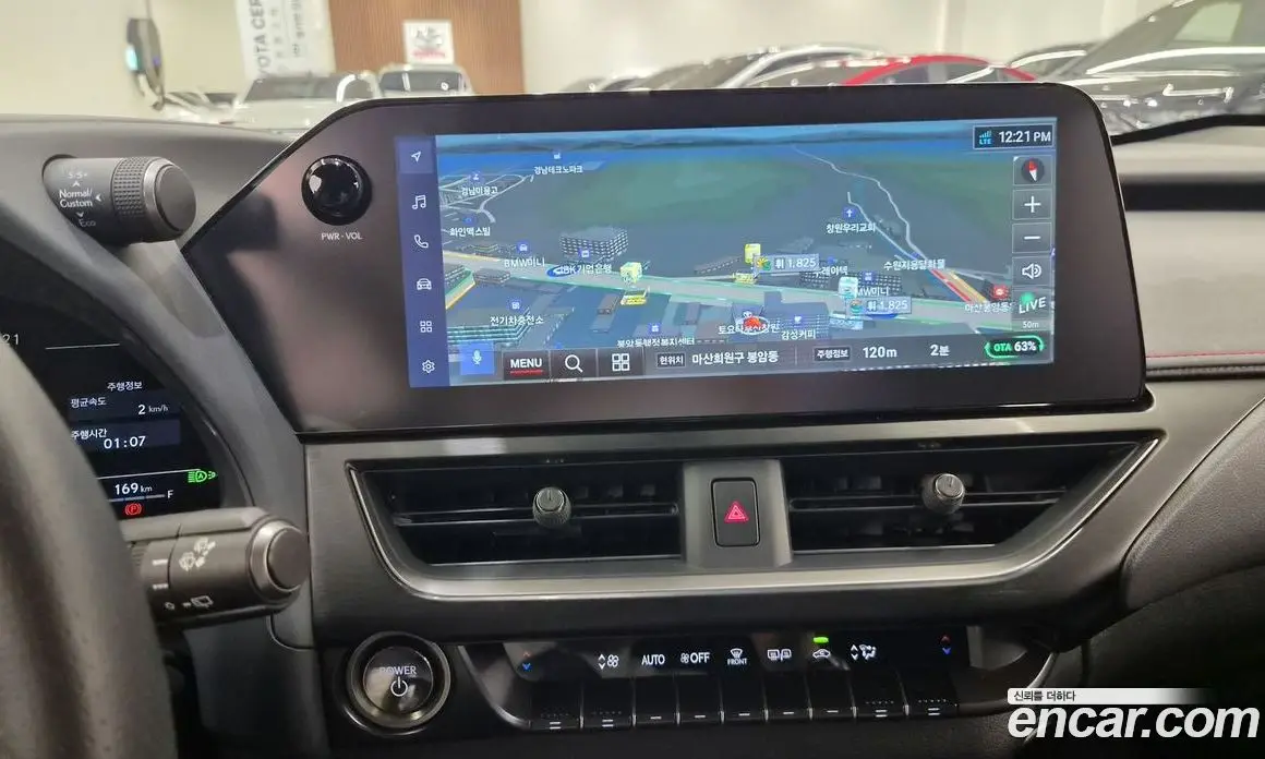 Lexus UX 2025 2.0 вариатор, фото 18 Lexus UX 2025 2.0 вариатор, фото 18