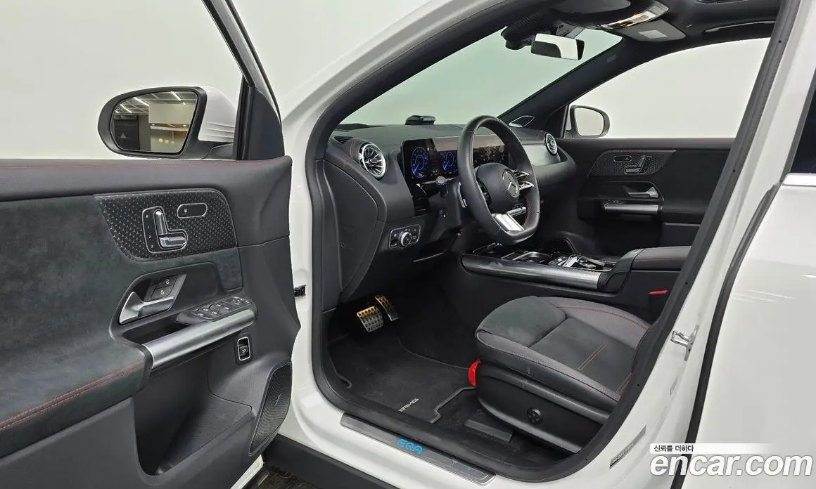 Mercedes-Benz EQA 2024 0.2 АКПП, фото 13