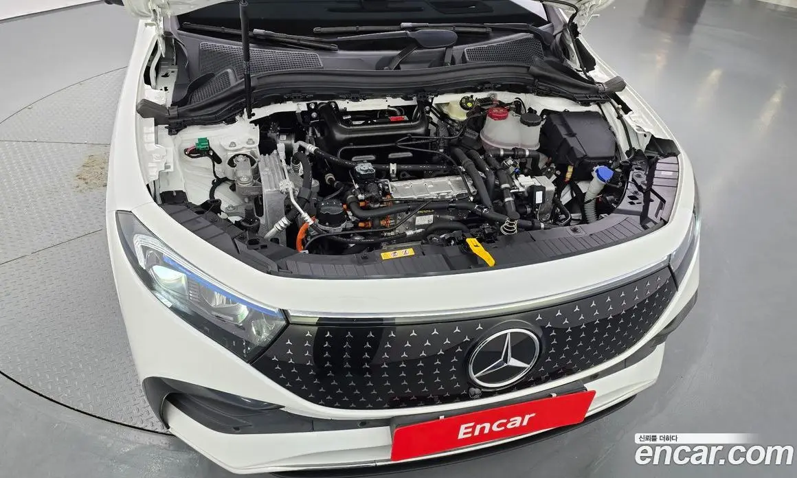 Mercedes-Benz EQA 2024 0.2 АКПП, фото 6