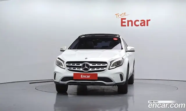 Mercedes-Benz GLA-Class 2017 2.0 АКПП, миниатюра 3
