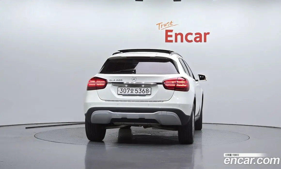 Mercedes-Benz GLA-Class 2017 2.0 АКПП, фото 4
