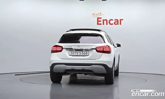 Mercedes-Benz GLA-Class 2017 2.0 АКПП, миниатюра 4