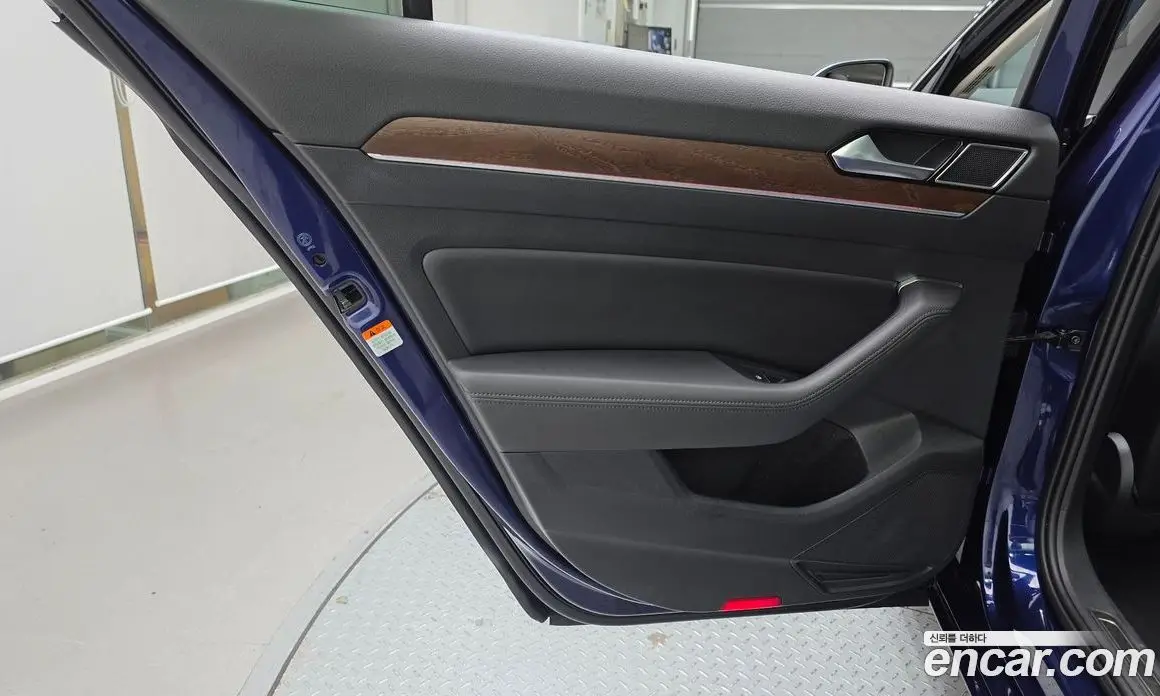 Volkswagen Passat 2018 2.0 АКПП, фото 15