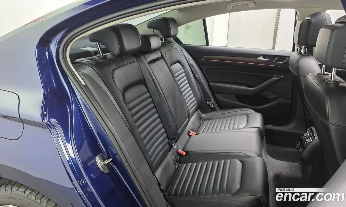 Volkswagen Passat 2018 2.0 АКПП, фото 17
