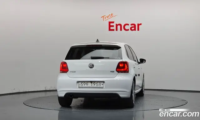 Volkswagen Polo 2013 1.6 АКПП, миниатюра 4 Volkswagen Polo 2013 1.6 АКПП, миниатюра 4