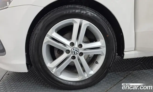Volkswagen Polo 2013 1.6 АКПП, миниатюра 5 Volkswagen Polo 2013 1.6 АКПП, миниатюра 5