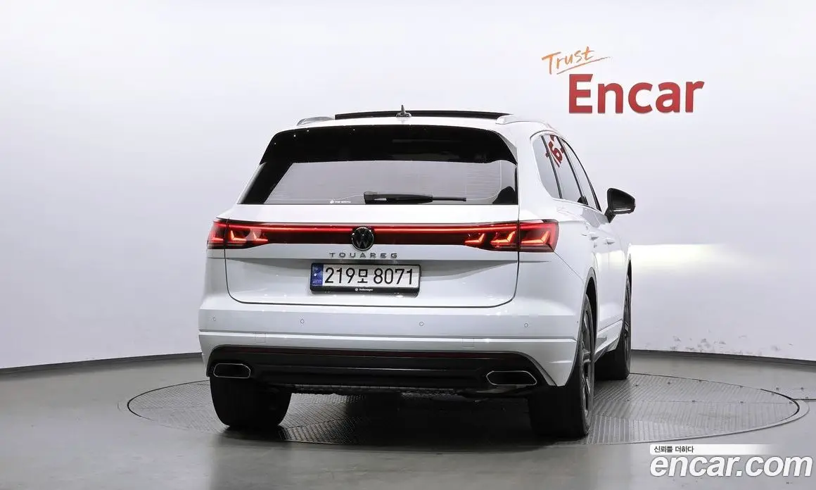 Volkswagen Touareg 2024 3.0 АКПП, фото 4