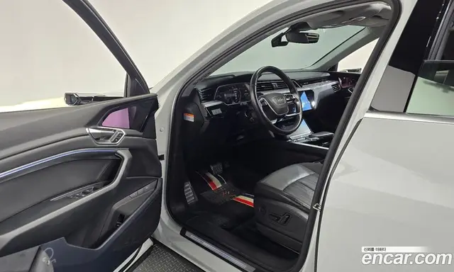 Audi e-tron 2022 0.2 АКПП, миниатюра 10