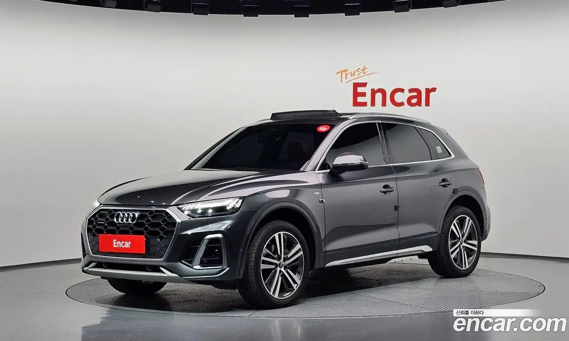 Audi Q5 2021 2.0 АКПП, фото 1 Audi Q5 2021 2.0 АКПП, фото 1