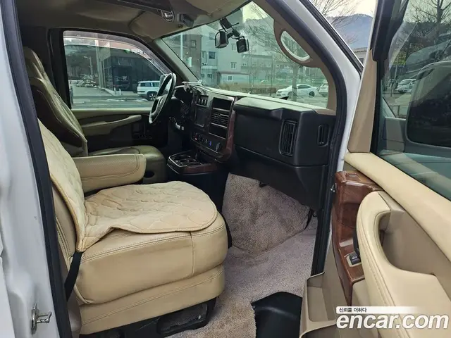Chevrolet Express Van 2014 5.3 АКПП, миниатюра 10
