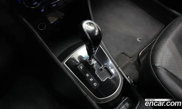 Hyundai Accent 2014 1.6 АКПП, миниатюра 9 Hyundai Accent 2014 1.6 АКПП, миниатюра 9