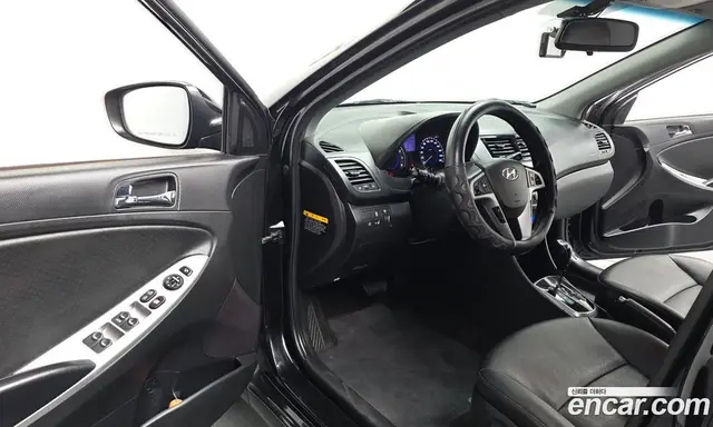 Hyundai Accent 2014 1.6 АКПП, миниатюра 10 Hyundai Accent 2014 1.6 АКПП, миниатюра 10