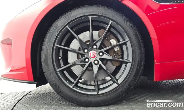 Jaguar F-Type 2018 2.0 АКПП, миниатюра 5 Jaguar F-Type 2018 2.0 АКПП, миниатюра 5