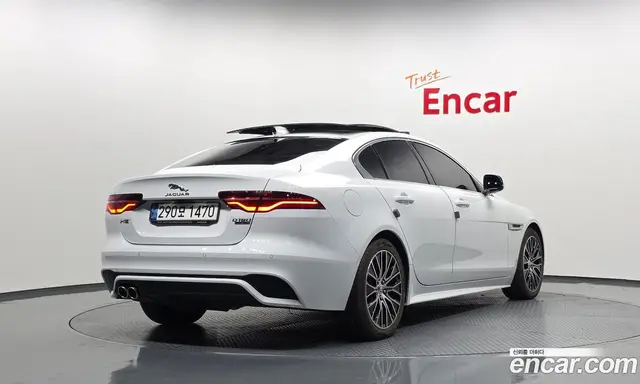 Jaguar XE, 2020, 32 055 км