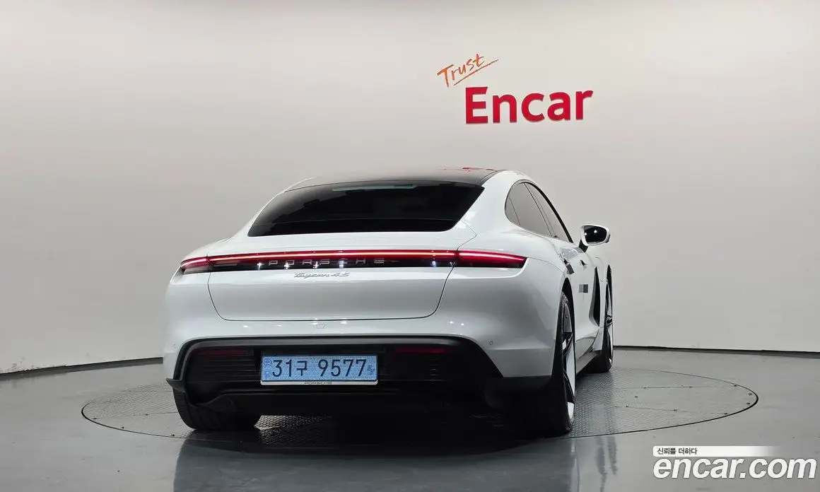 Porsche Taycan 2021 0.1 АКПП, фото 4 Porsche Taycan 2021 0.1 АКПП, фото 4