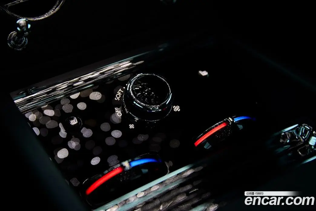 Rolls-Royce Spectre 2024 0.2 АКПП, фото 15