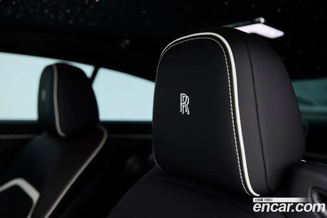 Rolls-Royce Spectre 2024 0.2 АКПП, фото 16