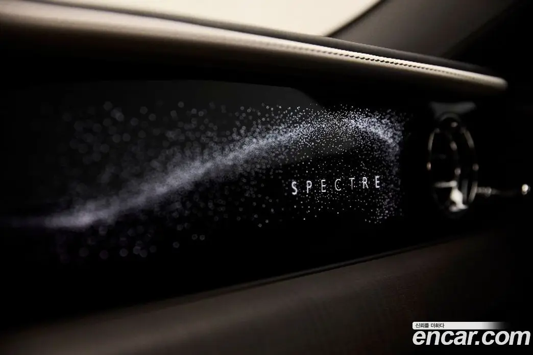 Rolls-Royce Spectre 2024 0.2 АКПП, фото 18