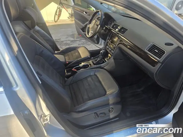 Volkswagen Passat 2015 2.0 АКПП, миниатюра 10 Volkswagen Passat 2015 2.0 АКПП, миниатюра 10