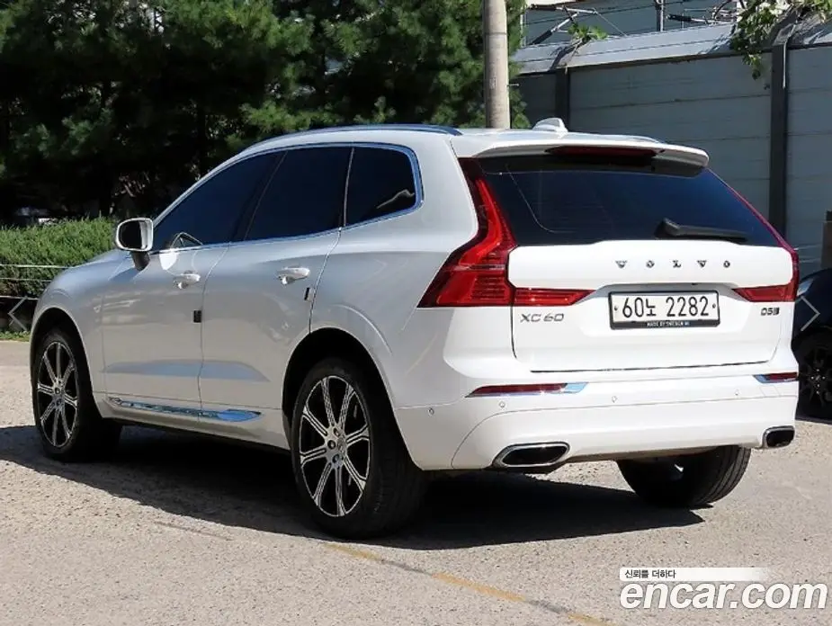 Volvo XC60 2018 2.0 АКПП, фото 3 Volvo XC60 2018 2.0 АКПП, фото 3