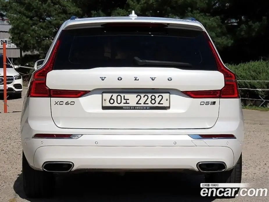 Volvo XC60 2018 2.0 АКПП, фото 4 Volvo XC60 2018 2.0 АКПП, фото 4