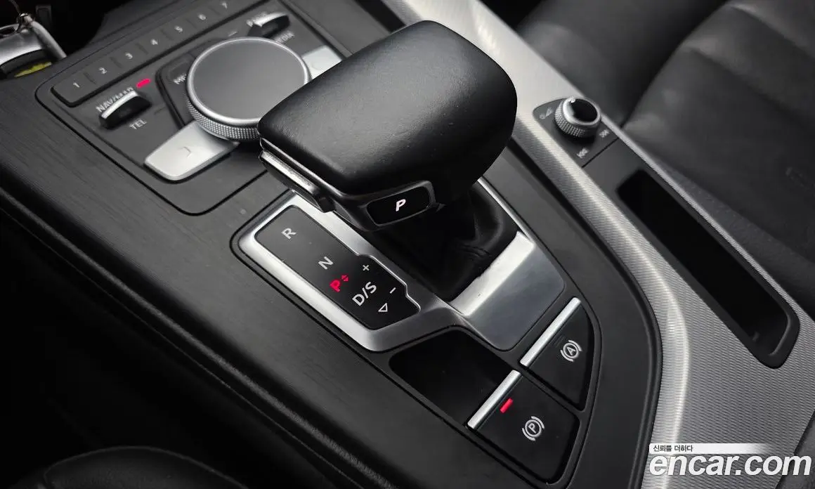 Audi A4 2018 2.0 АКПП, фото 12