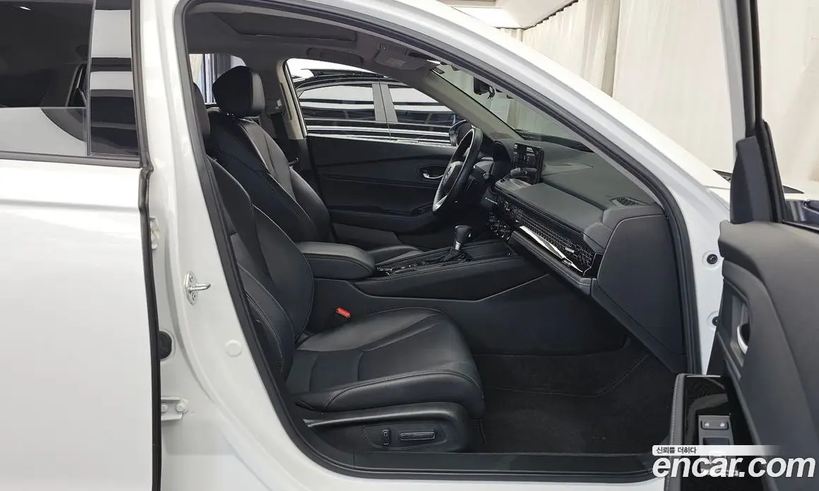Honda Accord 2024 2.0 АКПП, фото 17