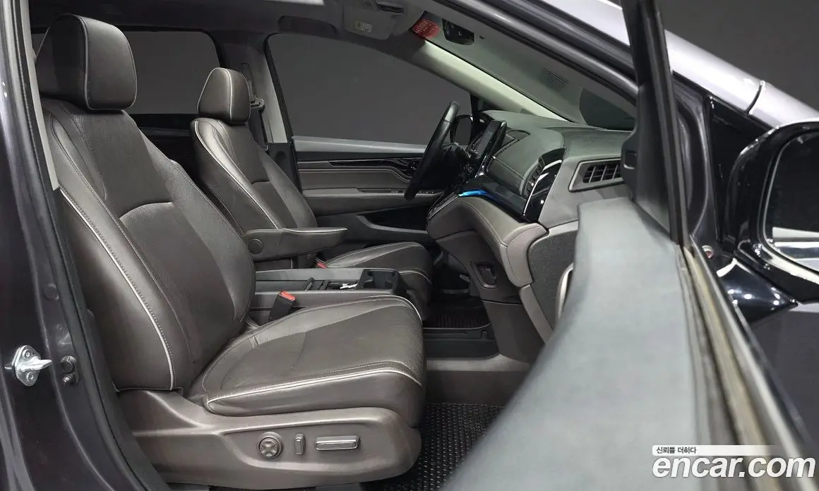 Honda Odyssey 2021 3.5 АКПП, фото 16