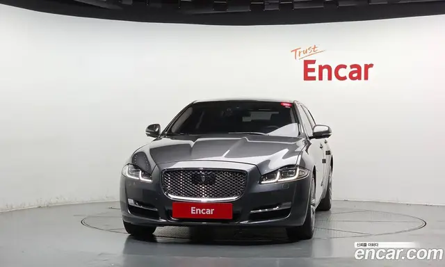 Jaguar XJ 2016 3.0 АКПП, миниатюра 3