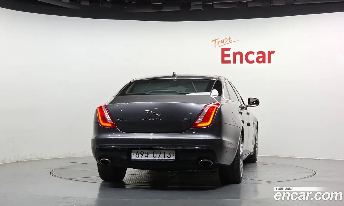 Jaguar XJ 2016 3.0 АКПП, фото 4