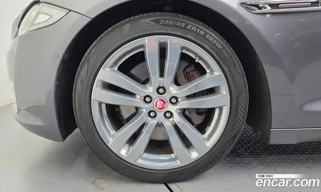 Jaguar XJ 2016 3.0 АКПП, миниатюра 5