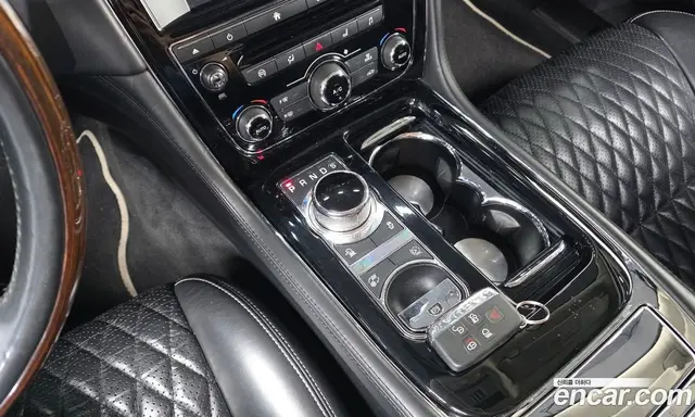 Jaguar XJ 2016 3.0 АКПП, миниатюра 9