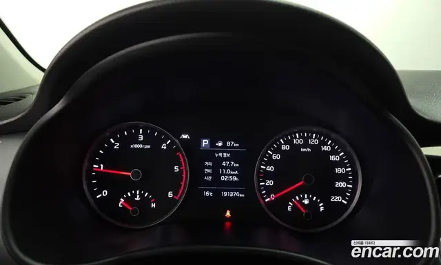 Kia Stonic 2017 1.6 АКПП, миниатюра 8 Kia Stonic 2017 1.6 АКПП, миниатюра 8