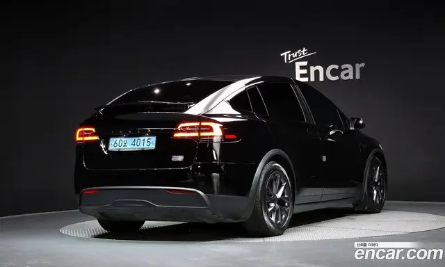 Tesla Model X 2023 0.3 АКПП, миниатюра 2 Tesla Model X 2023 0.3 АКПП, миниатюра 2